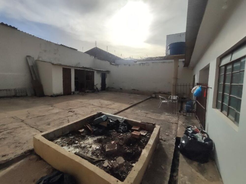 Casa, 6 quartos, 222 m² - Foto 4
