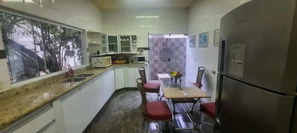 Casa, 3 quartos, 300 m² - Foto 6