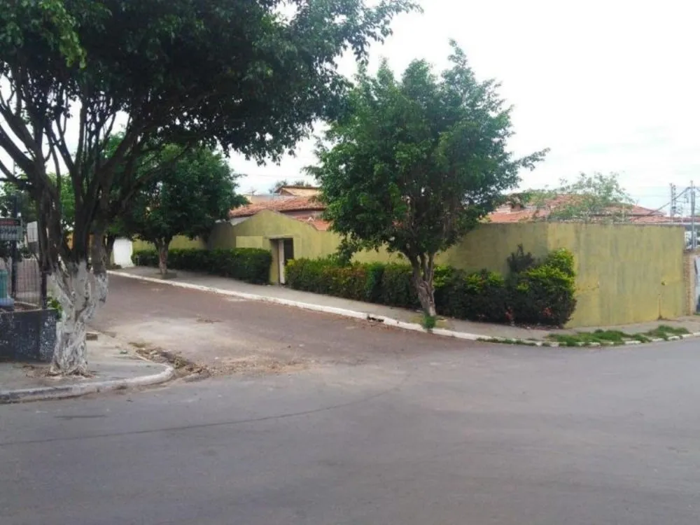 Casa, 3 quartos, 258 m² - Foto 1