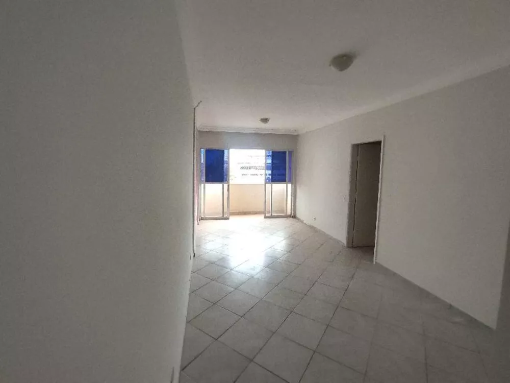 Apartamento à venda com 3 quartos, 96m² - Foto 4