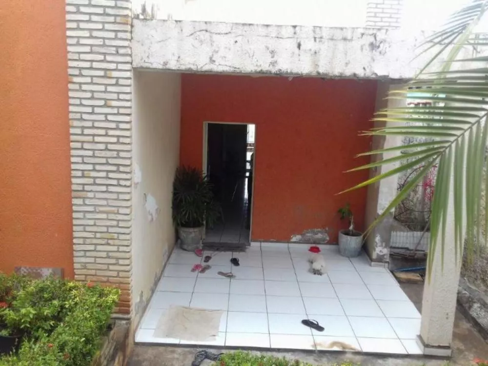 Casa à venda com 3 quartos, 100m² - Foto 3