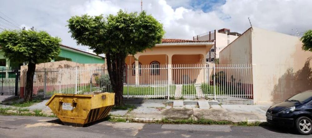 Casa à venda com 3 quartos, 828m² - Foto 3
