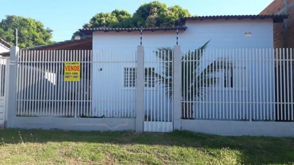 Casa à venda com 2 quartos, 100m² - Foto 3