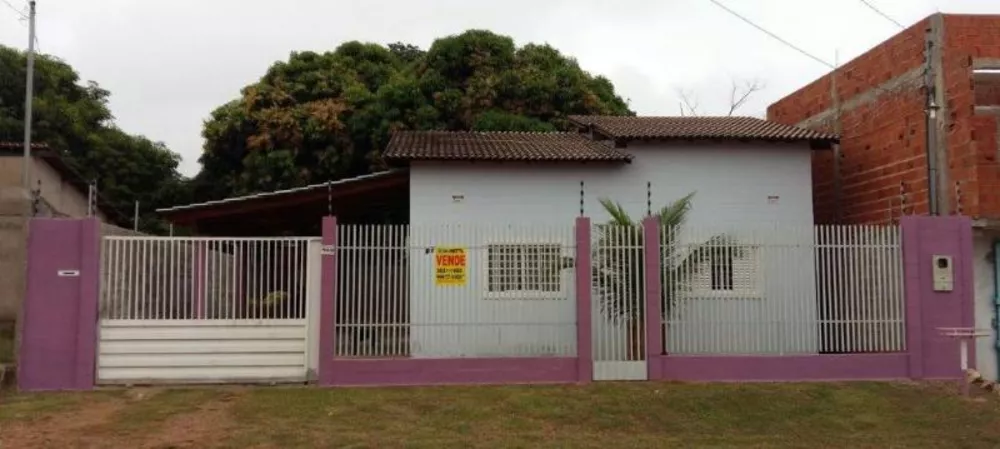 Casa à venda com 2 quartos, 100m² - Foto 2