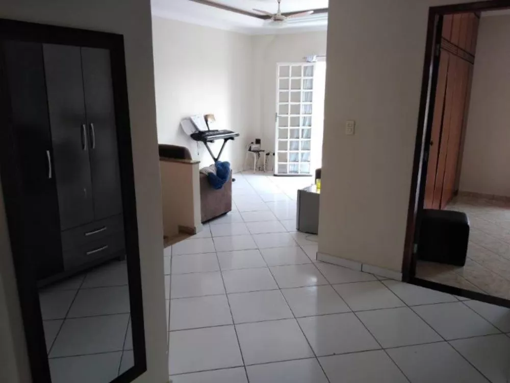 Apartamento à venda com 4 quartos - Foto 3