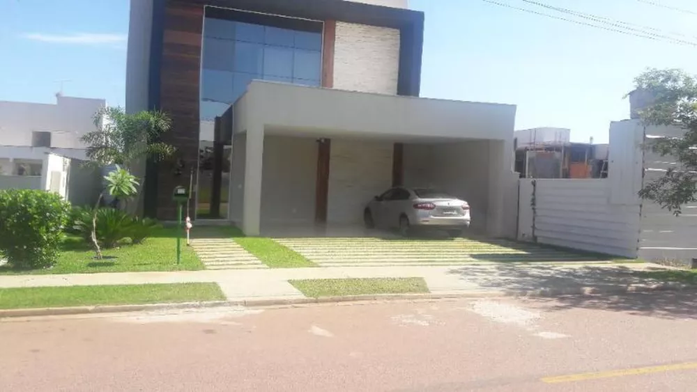 Casa à venda com 4 quartos, 300m² - Foto 3