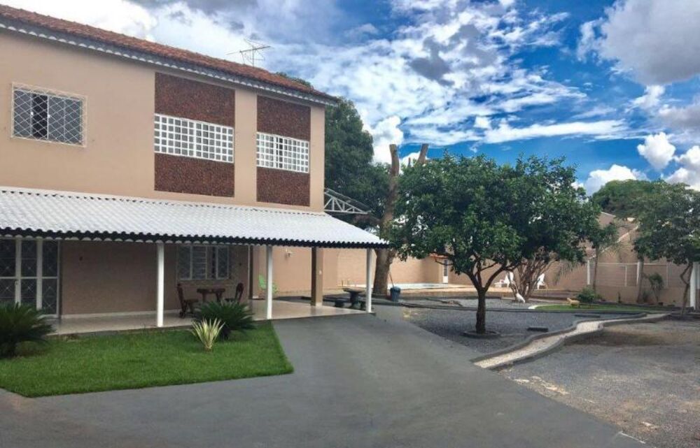 Casa à venda com 3 quartos, 320m² - Foto 4