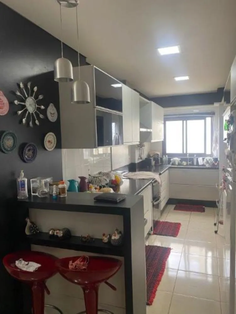 Apartamento, 3 quartos, 168 m² - Foto 2