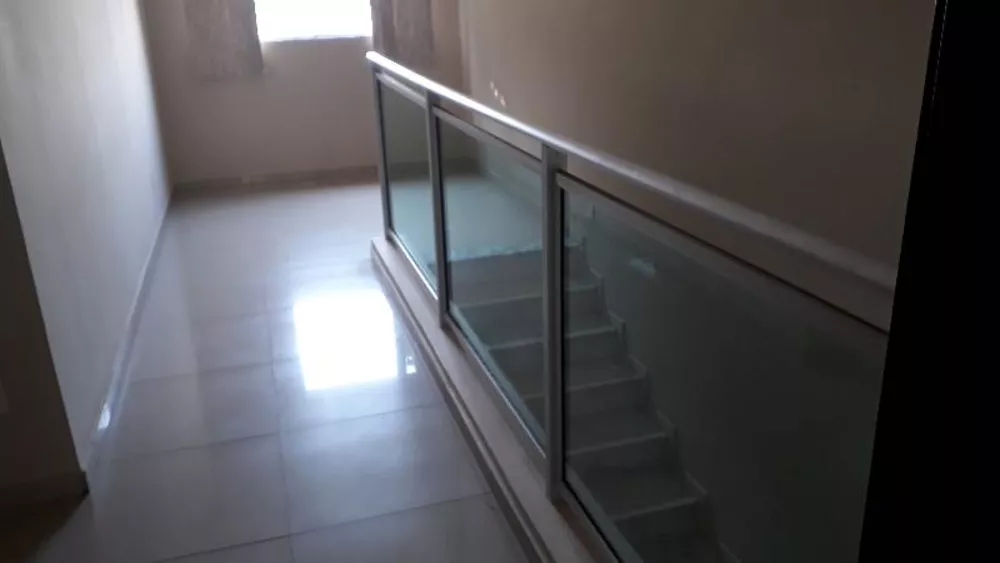 Casa à venda com 4 quartos, 210m² - Foto 9