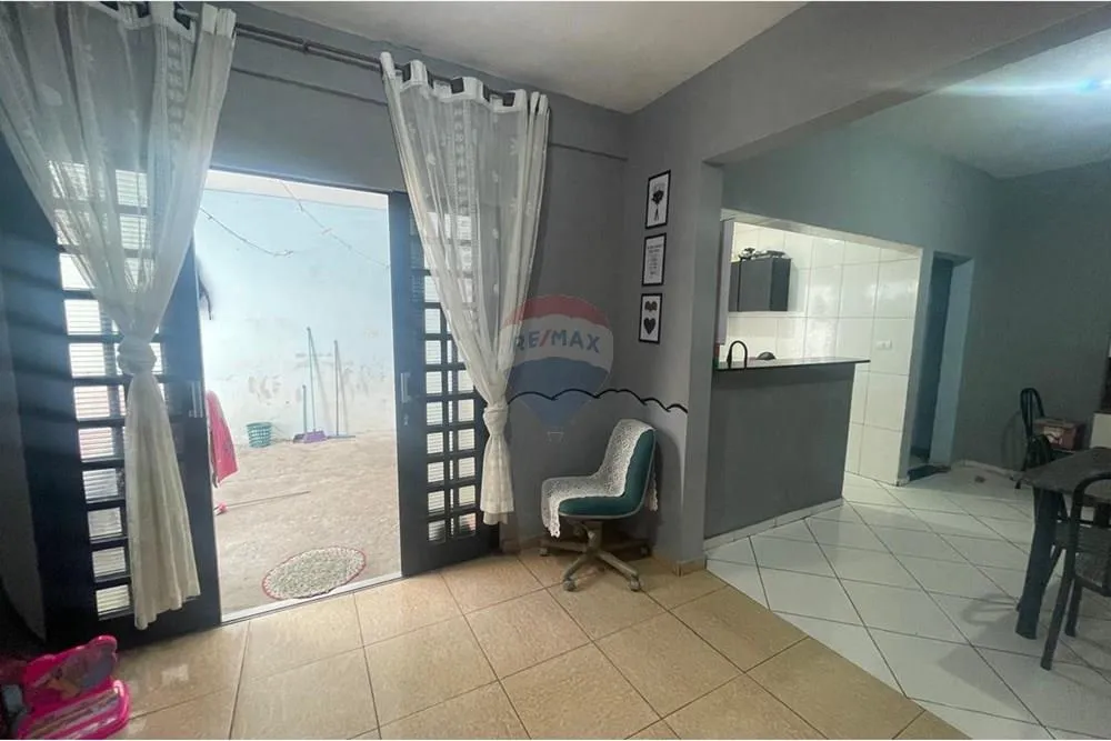 Casa, 3 quartos, 218 m² - Foto 3