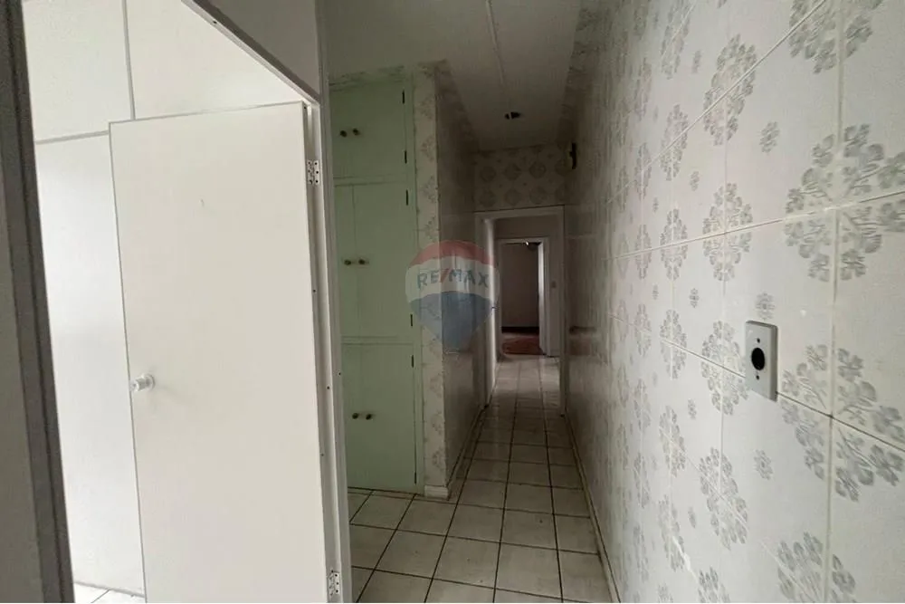 Casa, 4 quartos, 255 m² - Foto 3