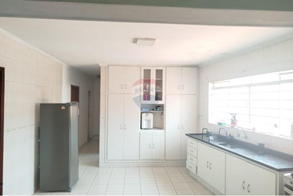 Casa, 4 quartos, 231 m² - Foto 12