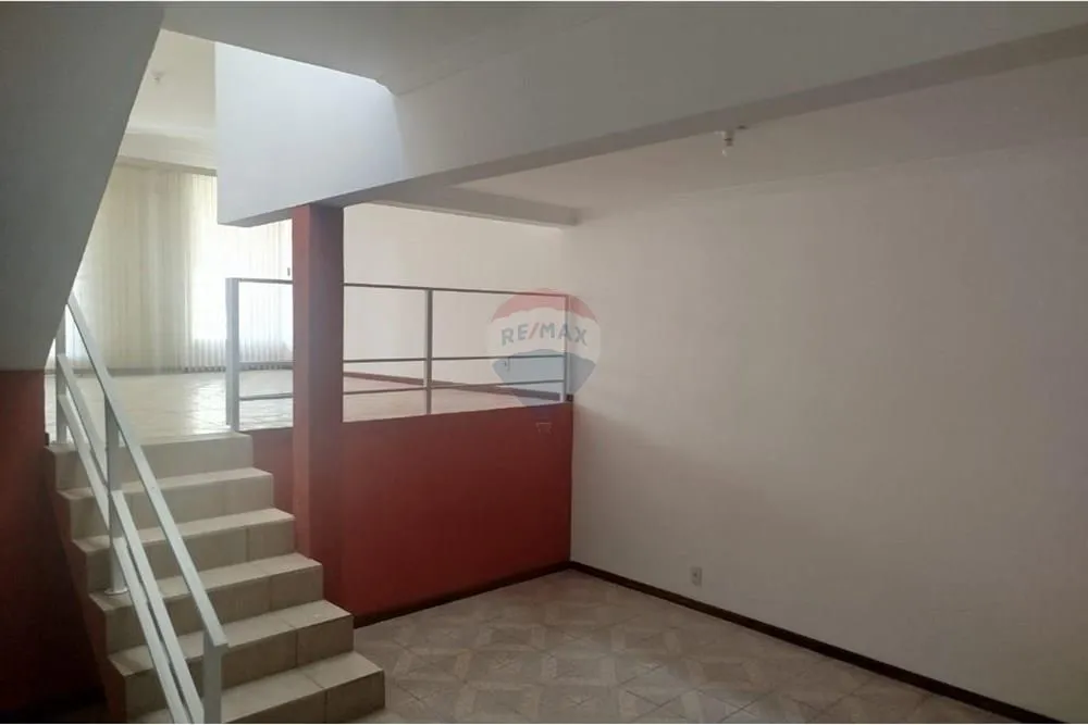 Casa, 4 quartos, 285 m² - Foto 3