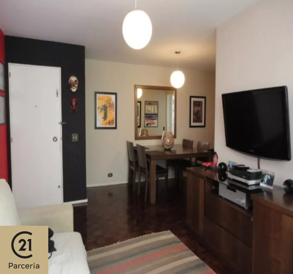 Apartamento à venda com 3 quartos, 107m² - Foto 2