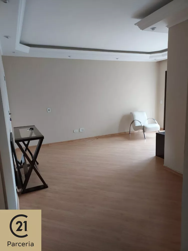 Apartamento à venda com 2 quartos, 69m² - Foto 1