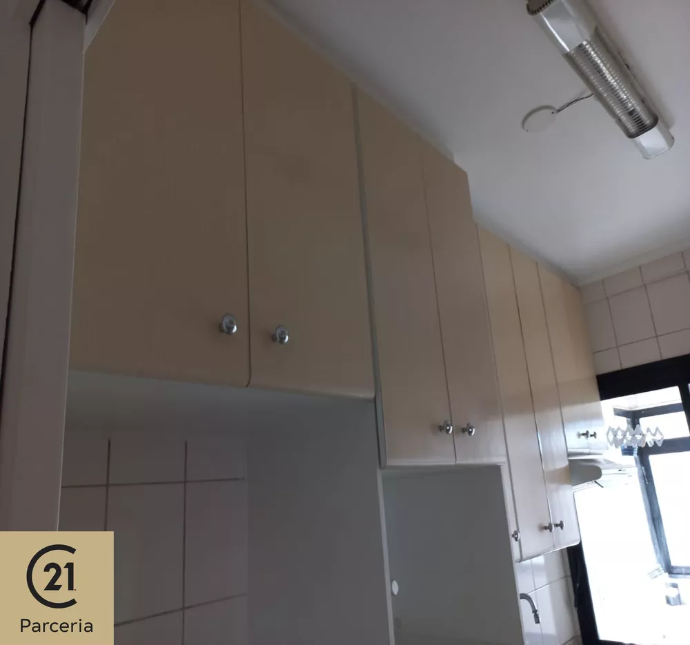 Apartamento à venda com 2 quartos, 70m² - Foto 7