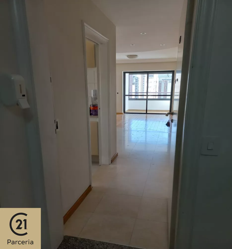 Apartamento à venda com 2 quartos, 70m² - Foto 5