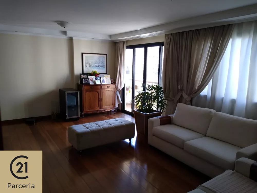 Apartamento à venda com 3 quartos, 127m² - Foto 3