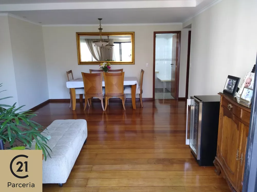 Apartamento à venda com 3 quartos, 127m² - Foto 4