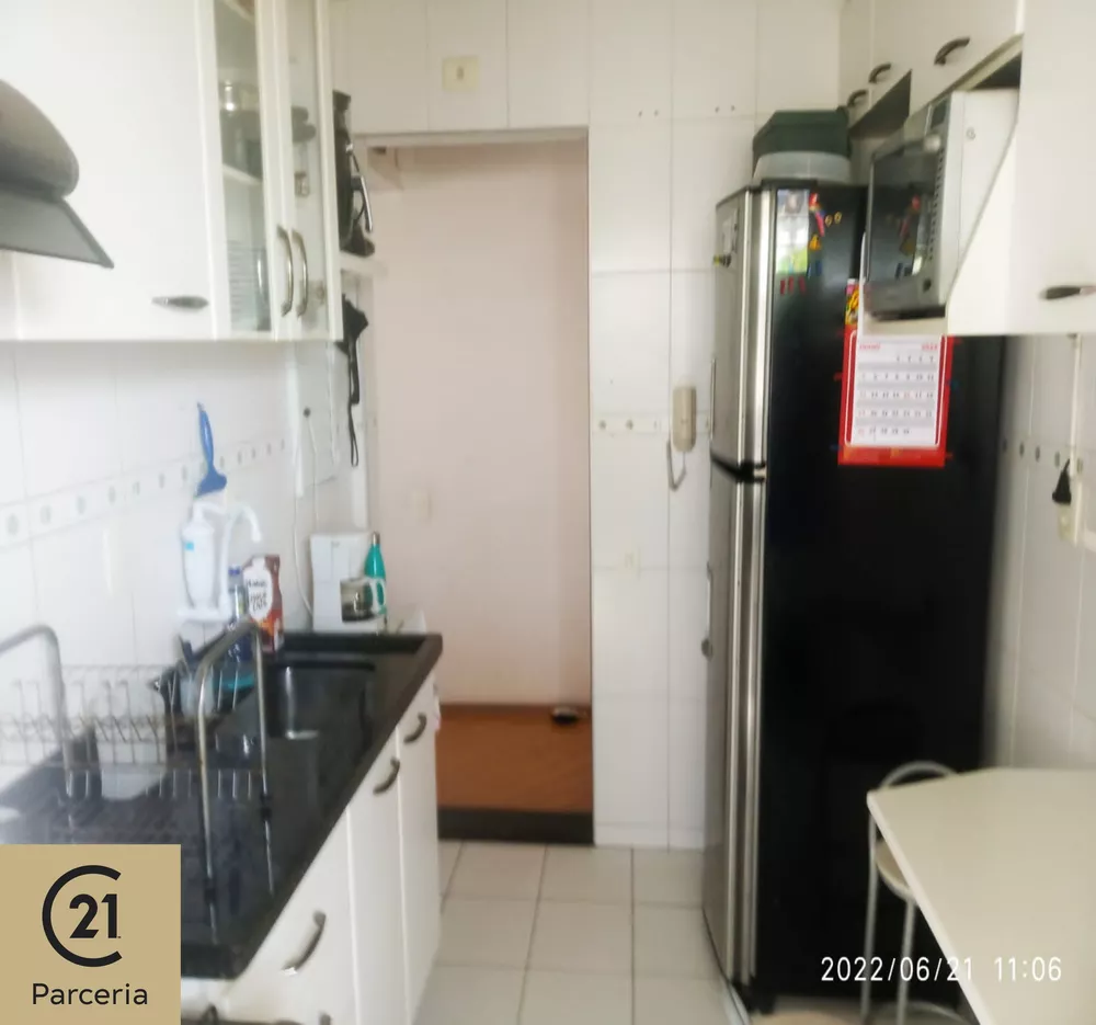 Apartamento à venda com 2 quartos, 110m² - Foto 2