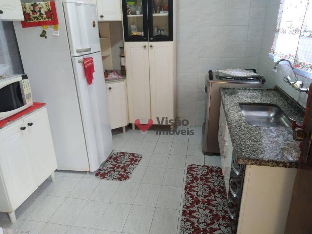 Casa, 3 quartos, 182 m² - Foto 3