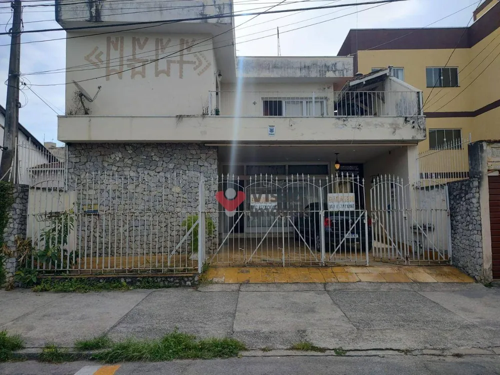 Sobrado, 4 quartos, 236 m² - Foto 1