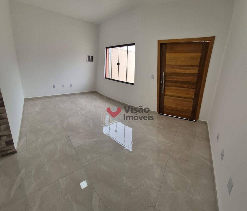Casa, 2 quartos, 72 m² - Foto 1