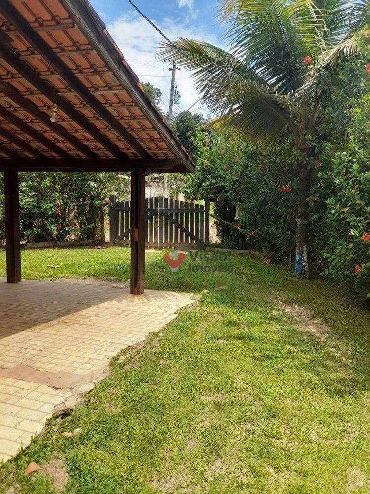 Chácara à venda com 2 quartos, 80m² - Foto 1