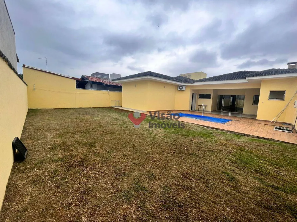 Casa, 3 quartos, 220 m² - Foto 17