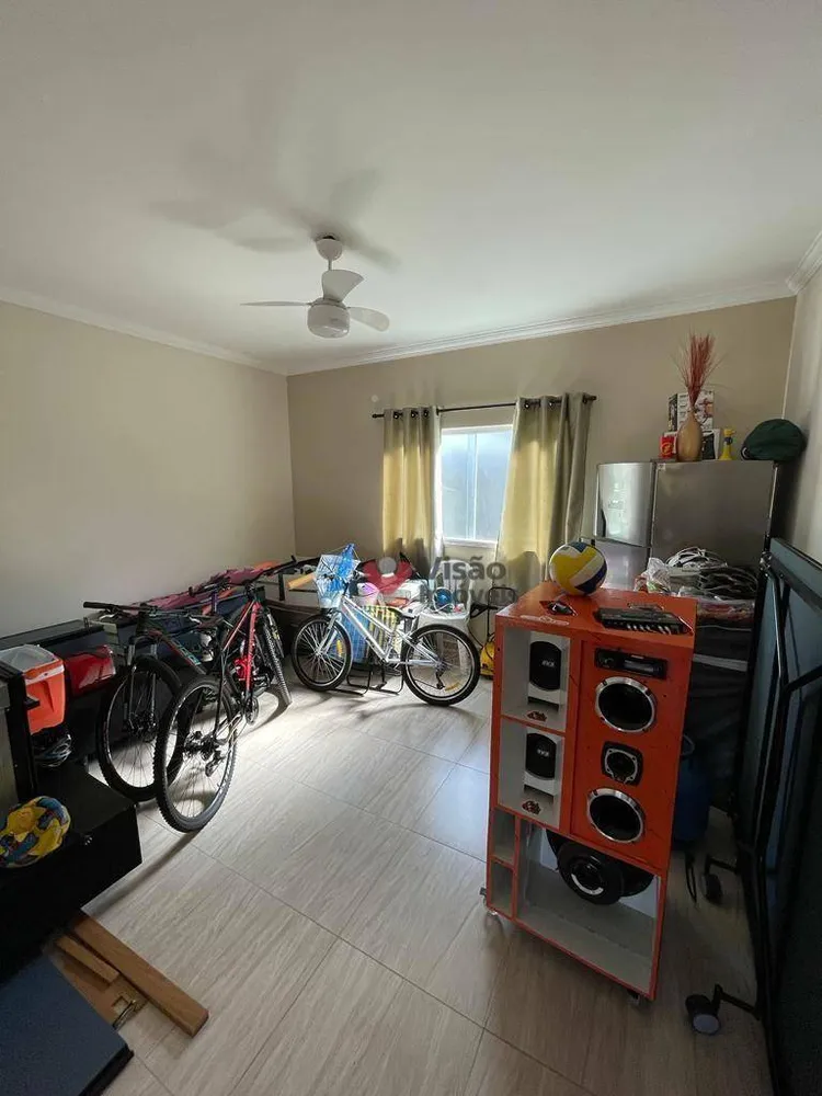 Chácara, 4 quartos, 1614 m² - Foto 12