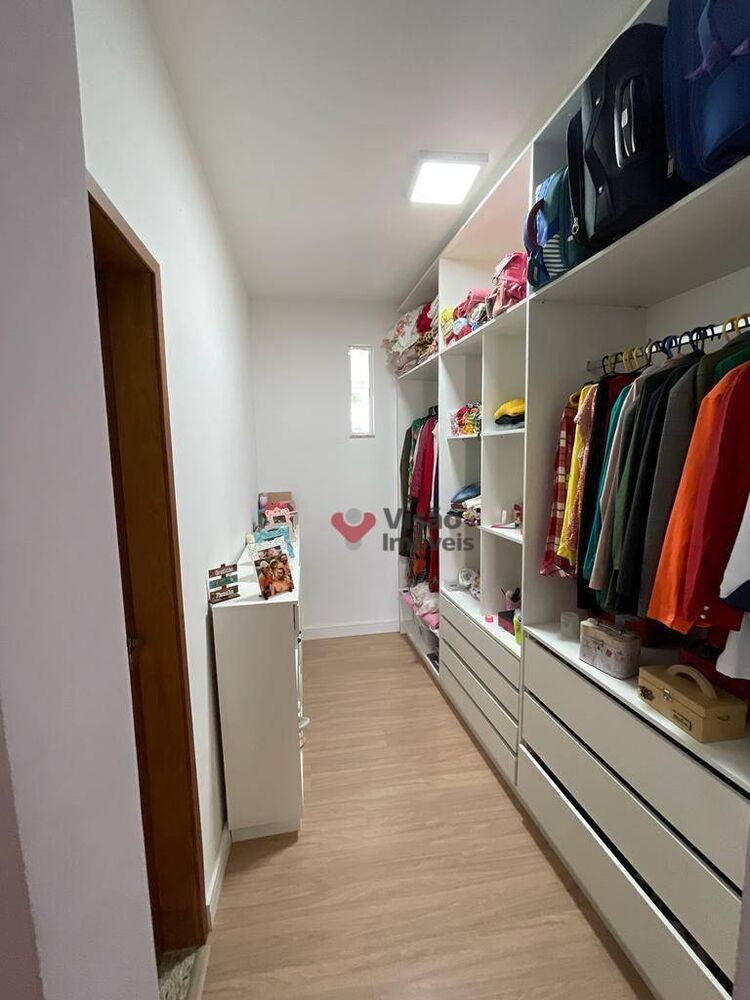 Chácara, 4 quartos, 1614 m² - Foto 4