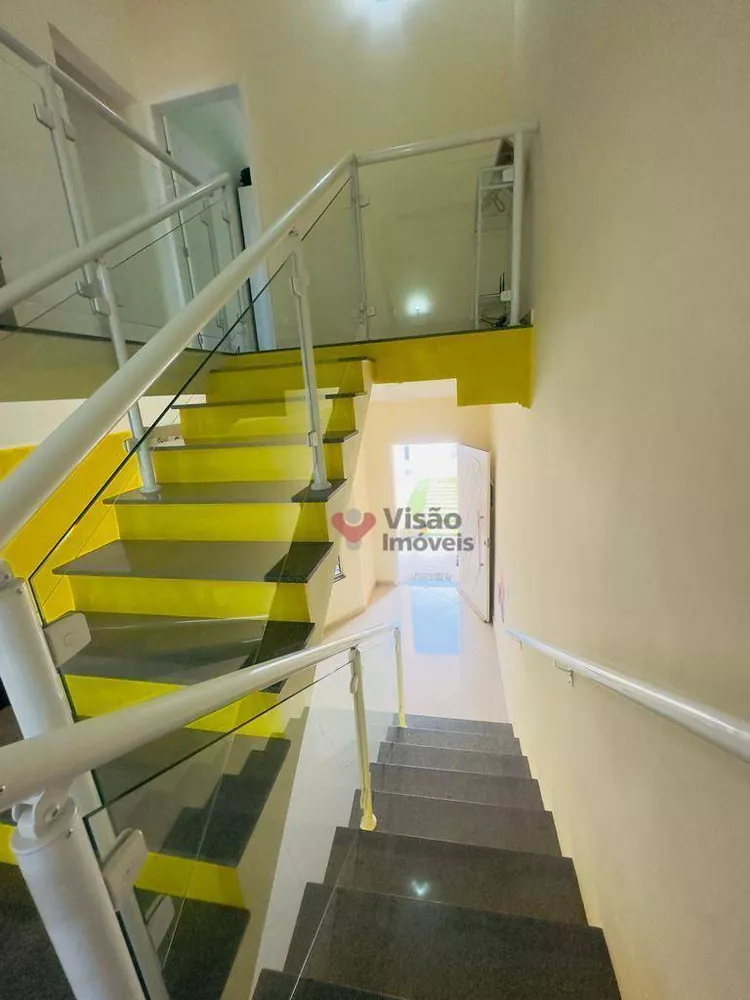 Sobrado, 3 quartos, 184 m² - Foto 2