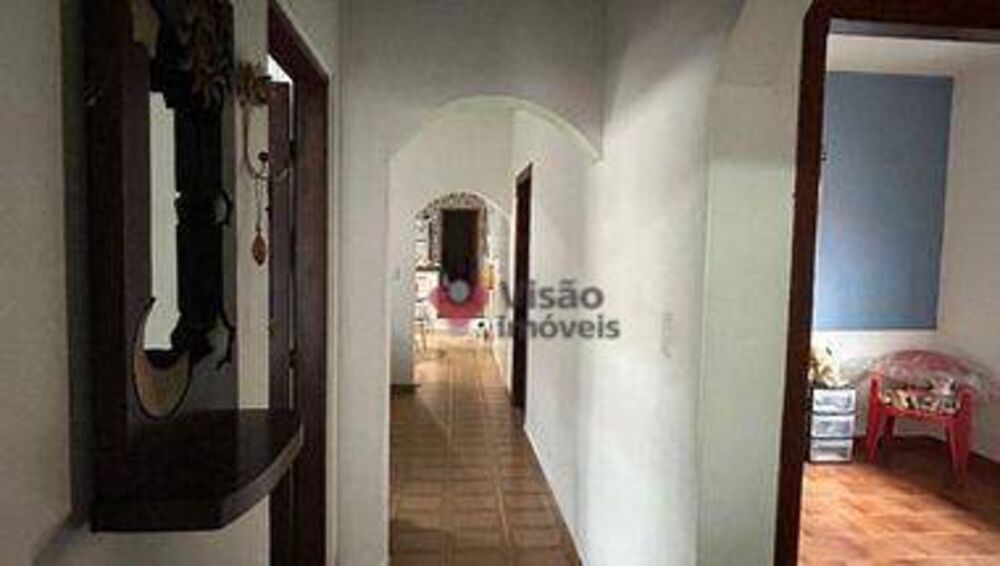 Casa, 3 quartos, 240 m² - Foto 1