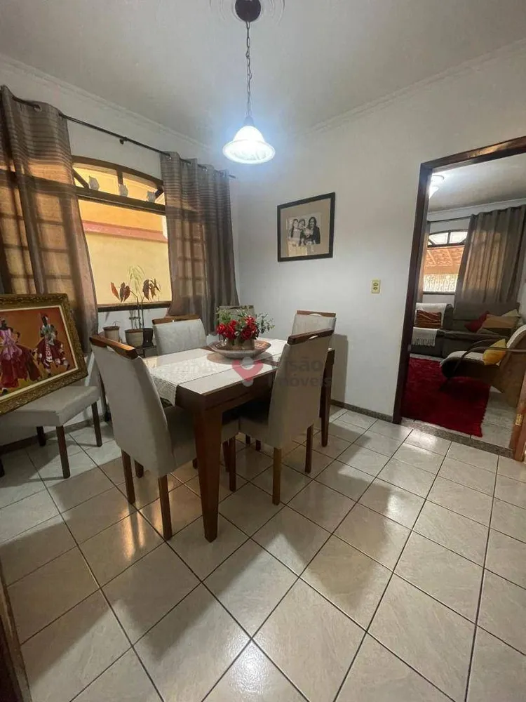 Casa, 3 quartos, 219 m² - Foto 5