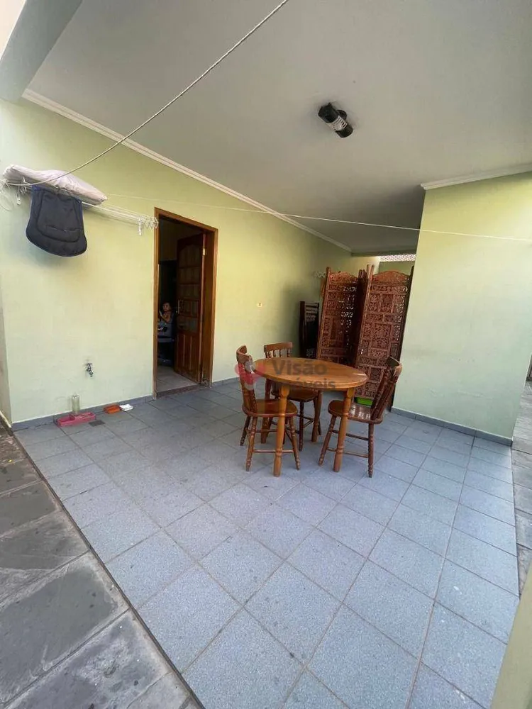 Casa, 3 quartos, 219 m² - Foto 15