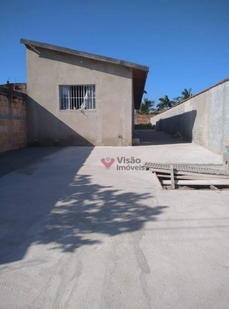 Casa, 3 quartos, 90 m² - Foto 1