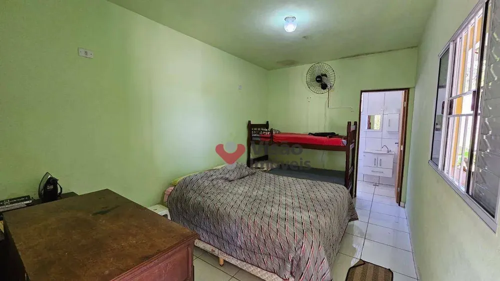 Chácara, 3 quartos, 1250 m² - Foto 9