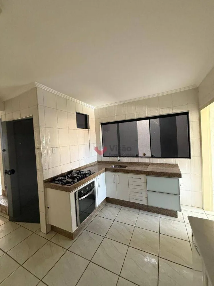 Sobrado, 2 quartos, 204 m² - Foto 2
