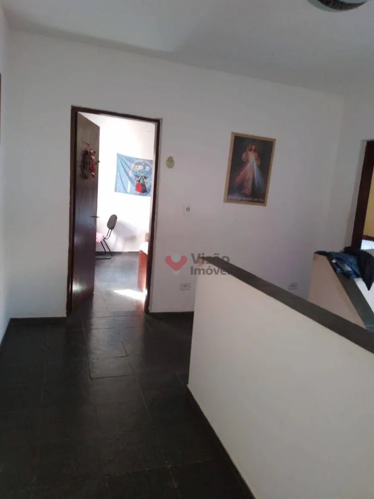 Casa, 3 quartos, 220 m² - Foto 2