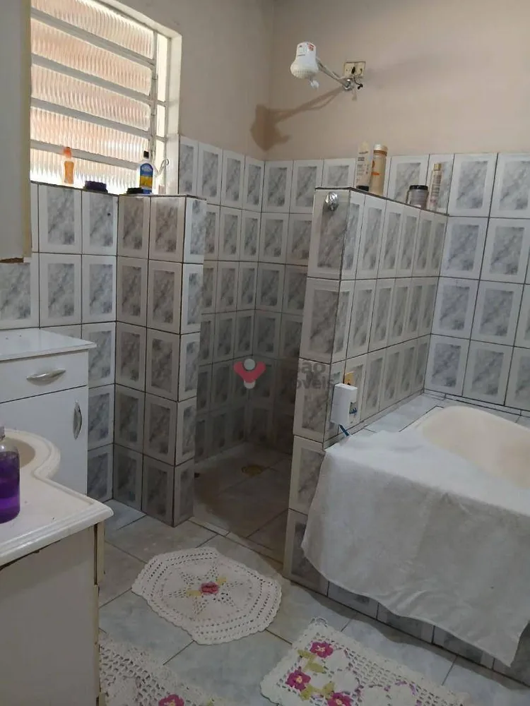 Chácara, 3 quartos, 970 m² - Foto 2
