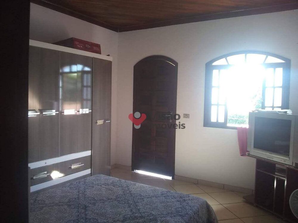 Sobrado à venda com 3 quartos, 210m² - Foto 6