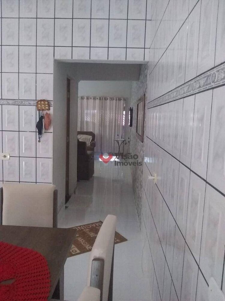 Sobrado à venda com 3 quartos, 210m² - Foto 4