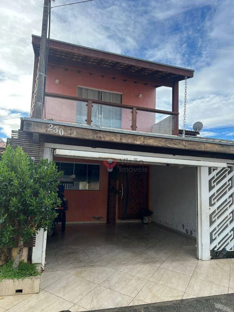 Sobrado, 2 quartos, 180 m² - Foto 1