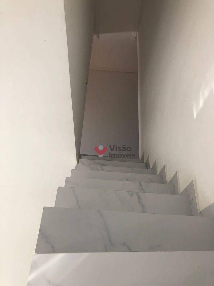 Sobrado à venda com 2 quartos, 100m² - Foto 4