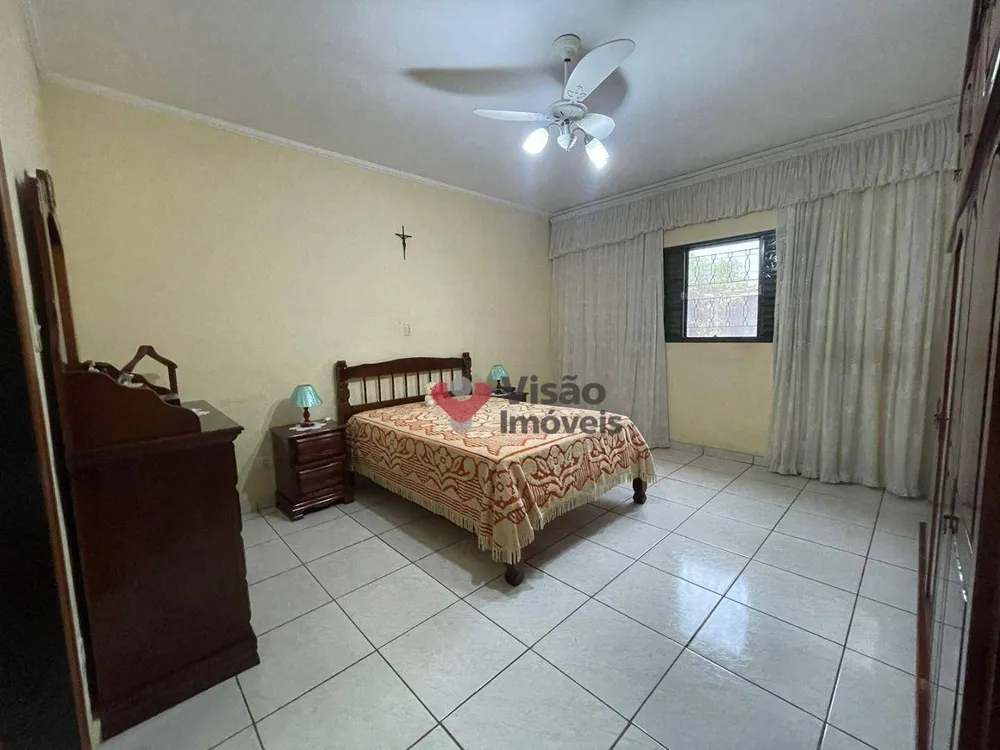 Casa, 3 quartos, 218 m² - Foto 9