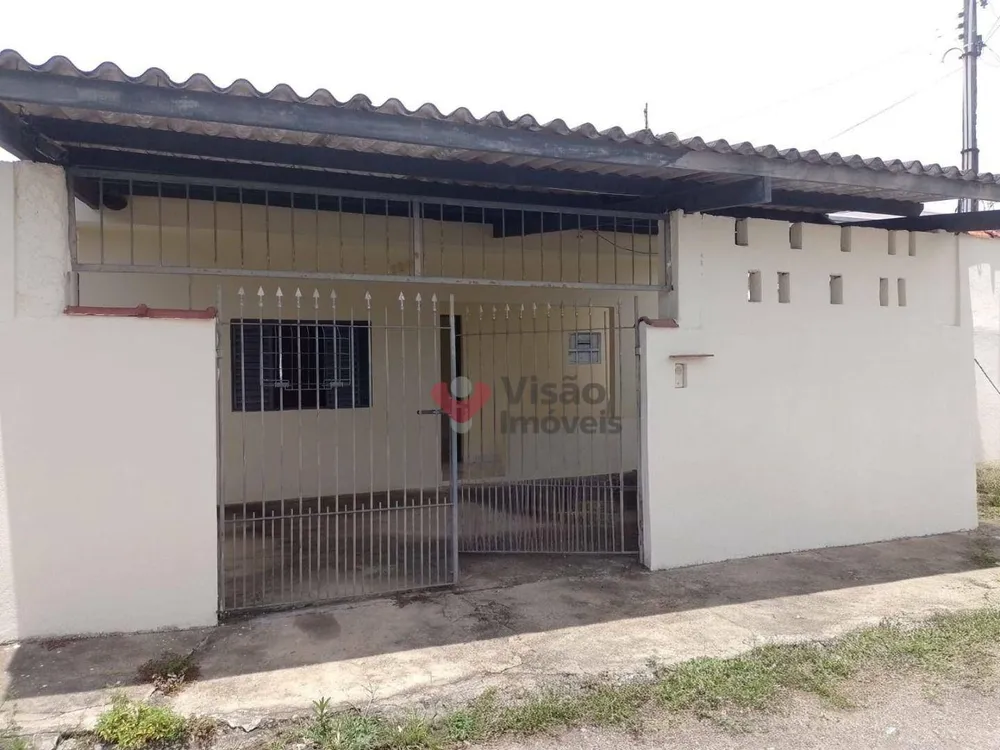 Casa, 4 quartos, 198 m² - Foto 1