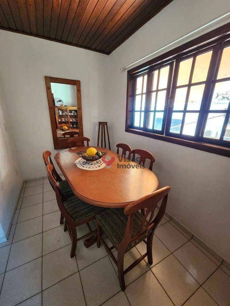 Casa, 3 quartos, 161 m² - Foto 4