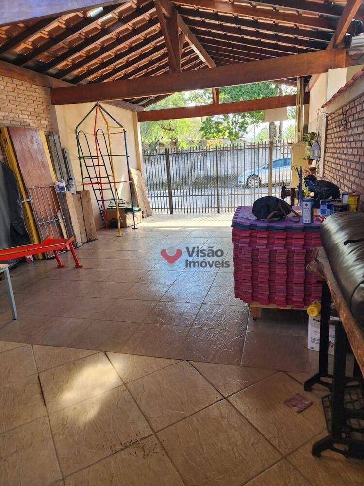 Casa, 3 quartos, 161 m² - Foto 2