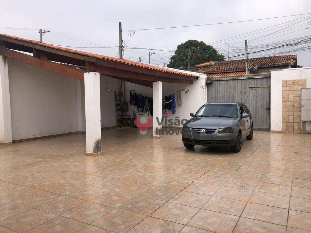 Casa à venda com 2 quartos, 170m² - Foto 1