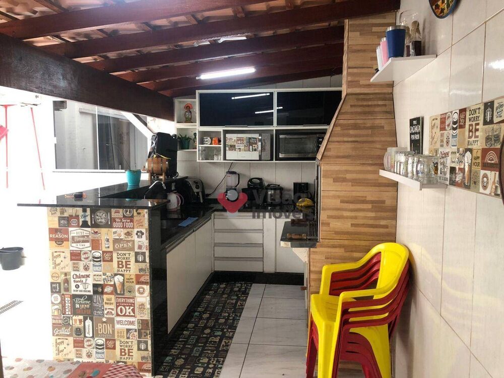 Casa à venda com 2 quartos, 170m² - Foto 7